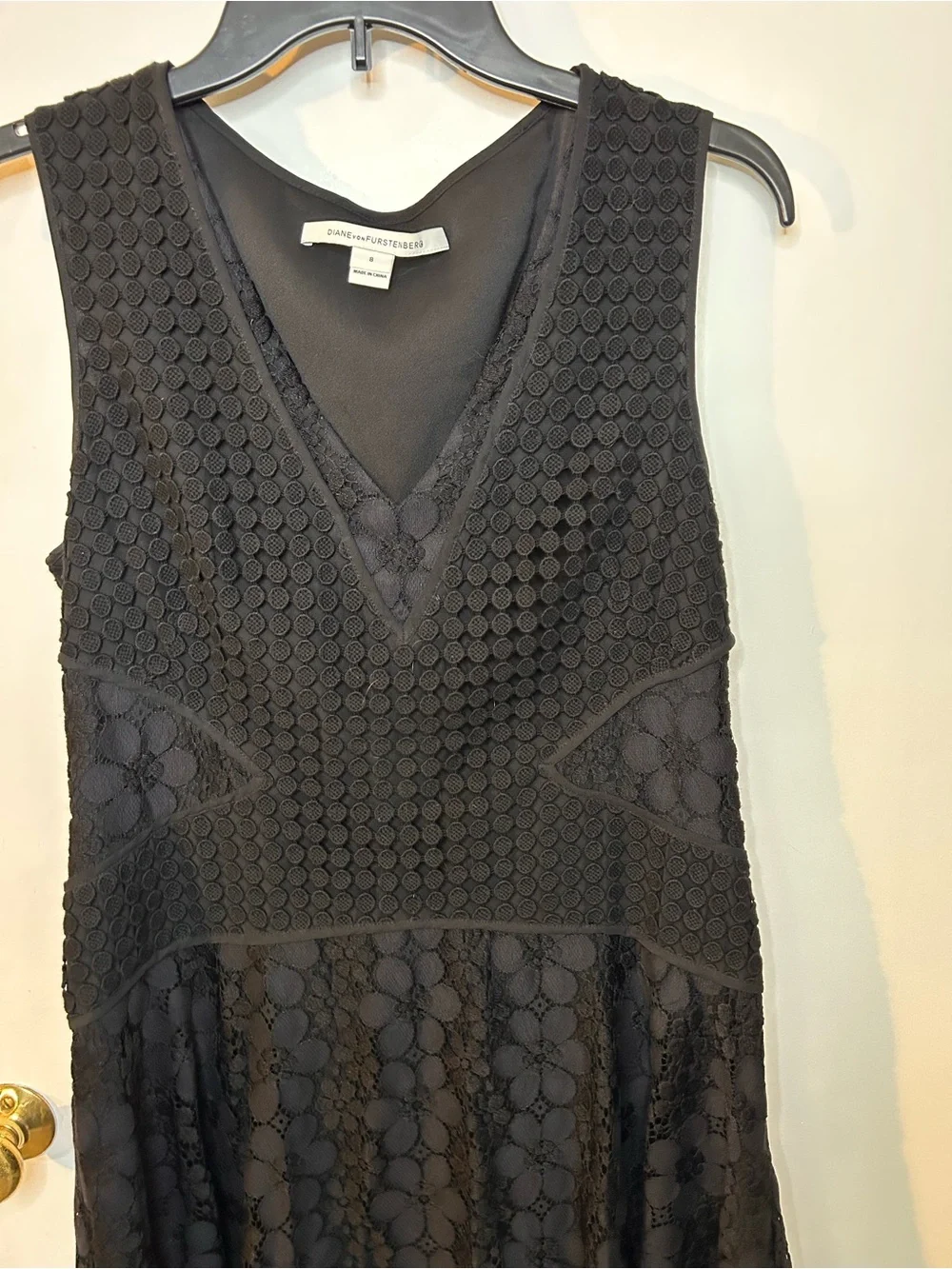 DIANE VON FURSTENBERG FIORENZA BLACK SLEEVELESS A-LINE DRESS SIZE 8
